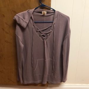 Light weight hooded t-shirt